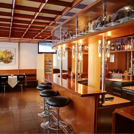 + Restaurant Ochsen Hotell